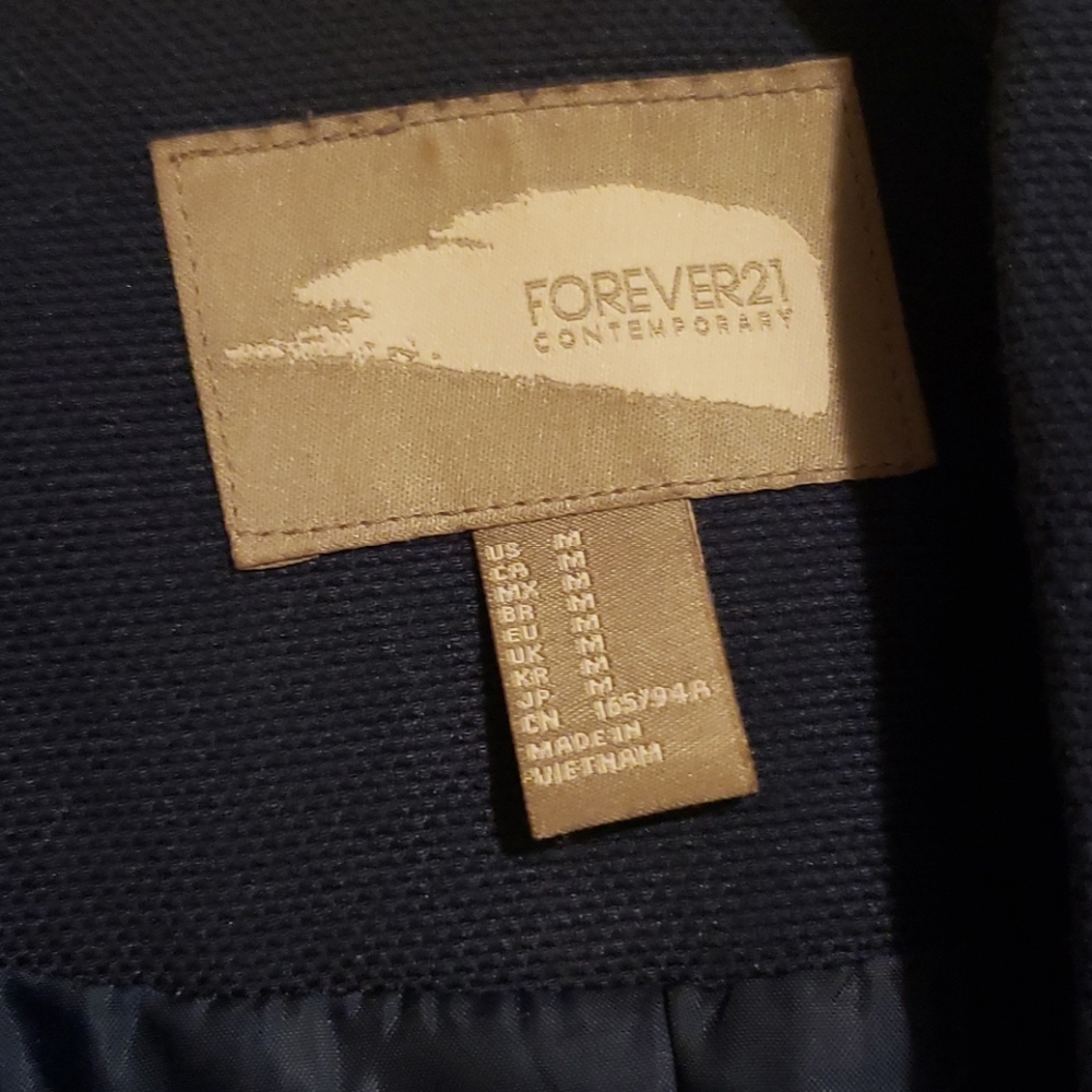 Blazer - Picture 2 of 3